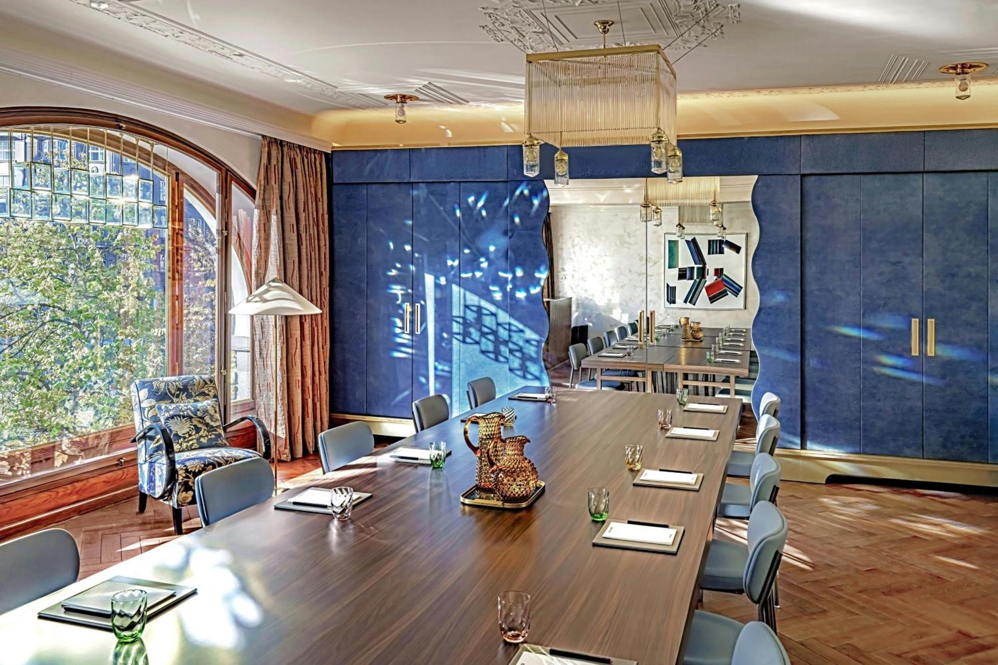 W Prague Hotel ภายนอก รูปภาพ